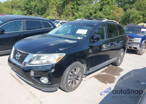 2013 Nissan Pathfinder Platinum z USA, uszkodzony, nr VIN 5N1AR2MN3DC661825